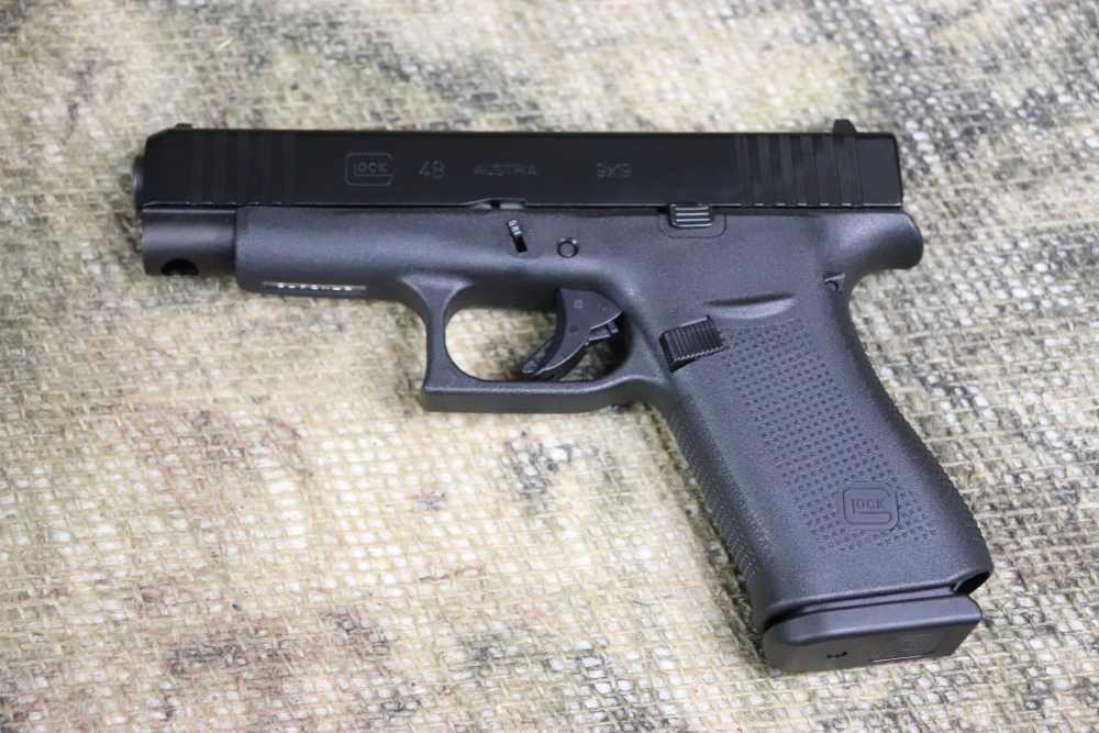 Glock 48 9mm 4" 2 mags semi auto NIB penny start-img-20