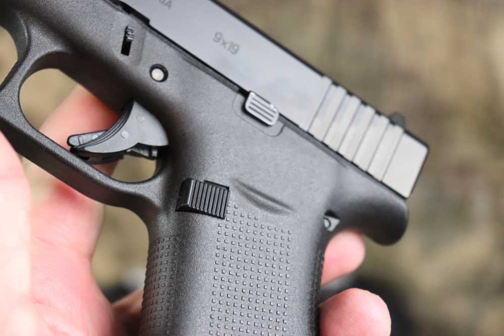 Glock 48 9mm 4" 2 mags semi auto NIB penny start-img-18