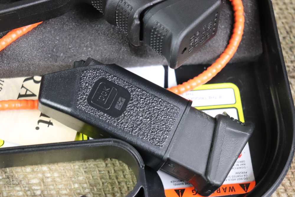 Glock 26 Gen 4 9mm sub compact 3.5" LNIB penny start-img-2