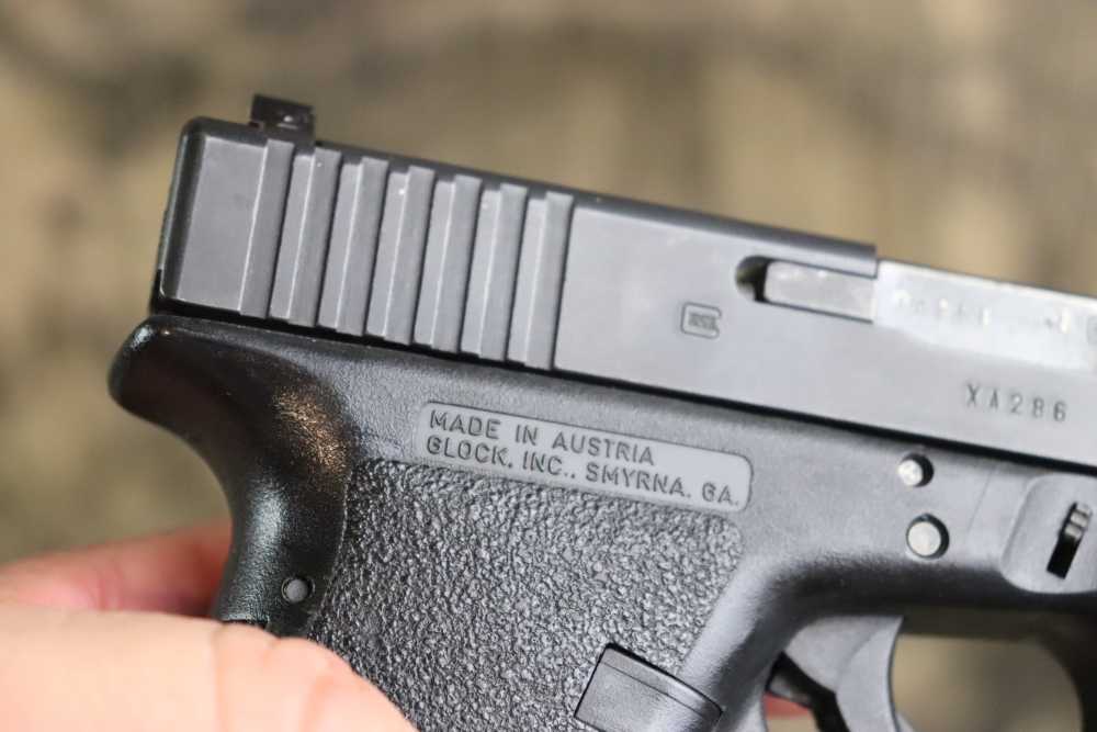 Early Glock 21 45 acp semi auto 4.5" 2 mags tupperware box penny start-img-24