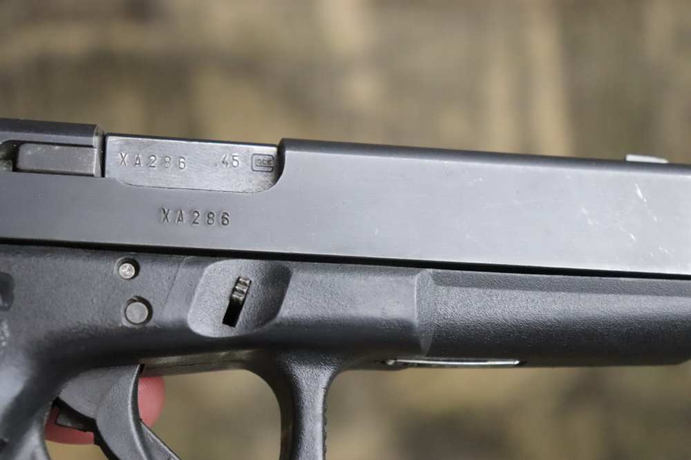Early Glock 21 45 acp semi auto 4.5" 2 mags tupperware box penny start-img-19