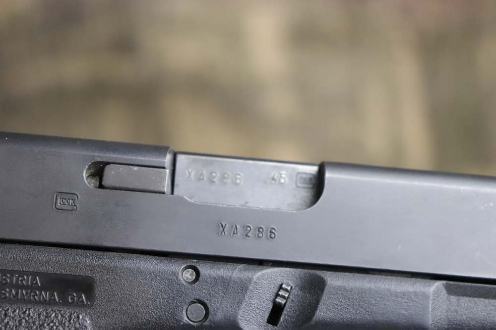 Early Glock 21 45 acp semi auto 4.5" 2 mags tupperware box penny start-img-21