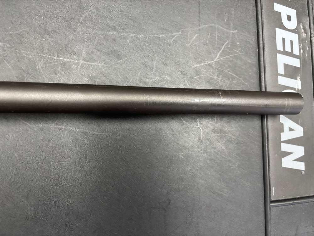 REMINGTON 700 BOLT ACTION 6.5 CREEDMOOR RIFLE. NO RESERVE -img-9
