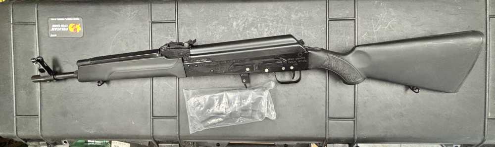 IZHMASH SAIGA AK47 7.62 X 39 SEMIAUTOMATIC RIFLE. NO RESERVE -img-0