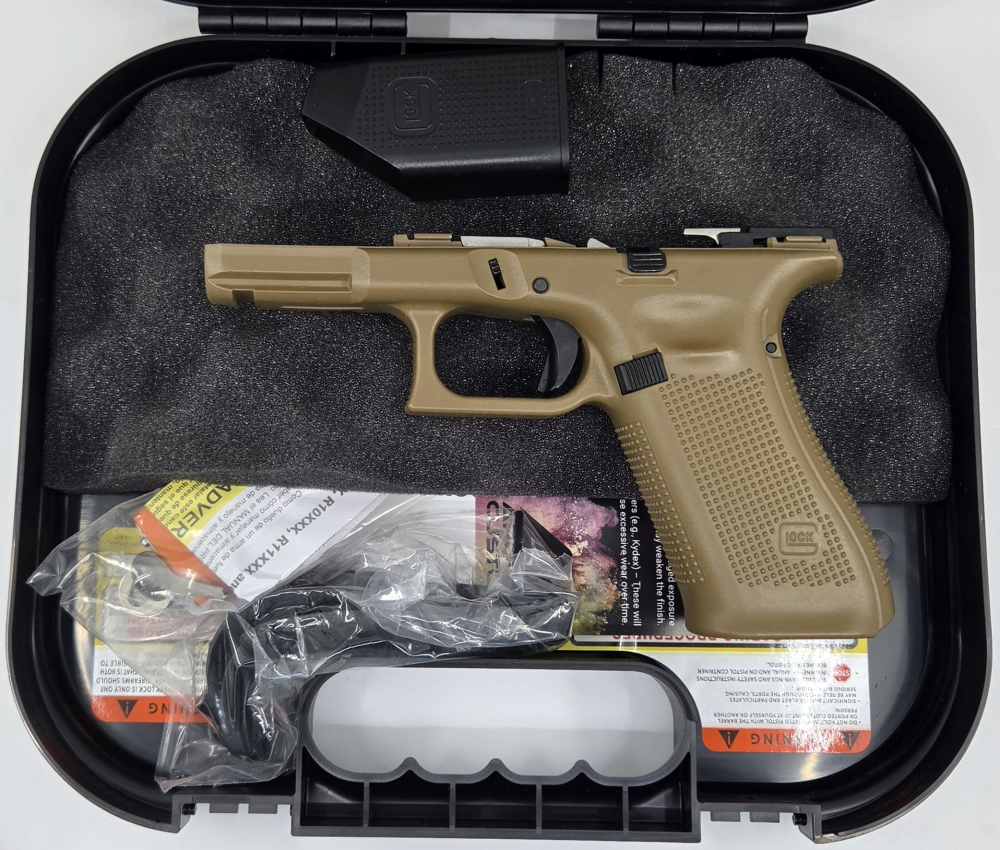 GLOCK 45 FDE Frame GEN-5 + 3 Mags-img-1