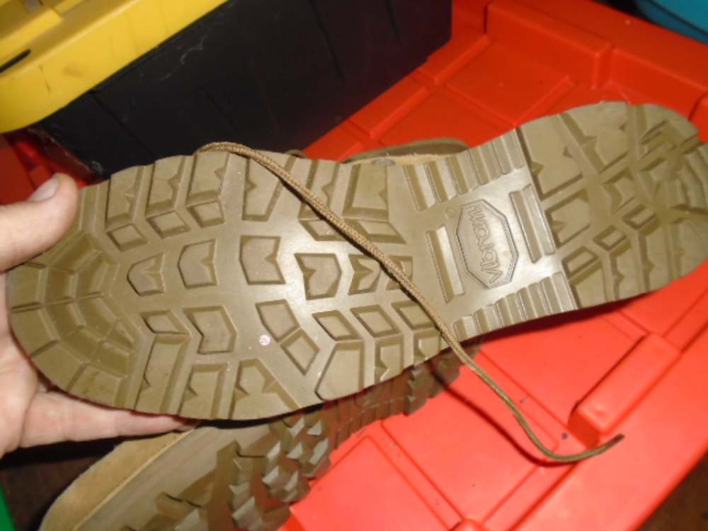 USGI Gulf War Boots  size 7-img-3