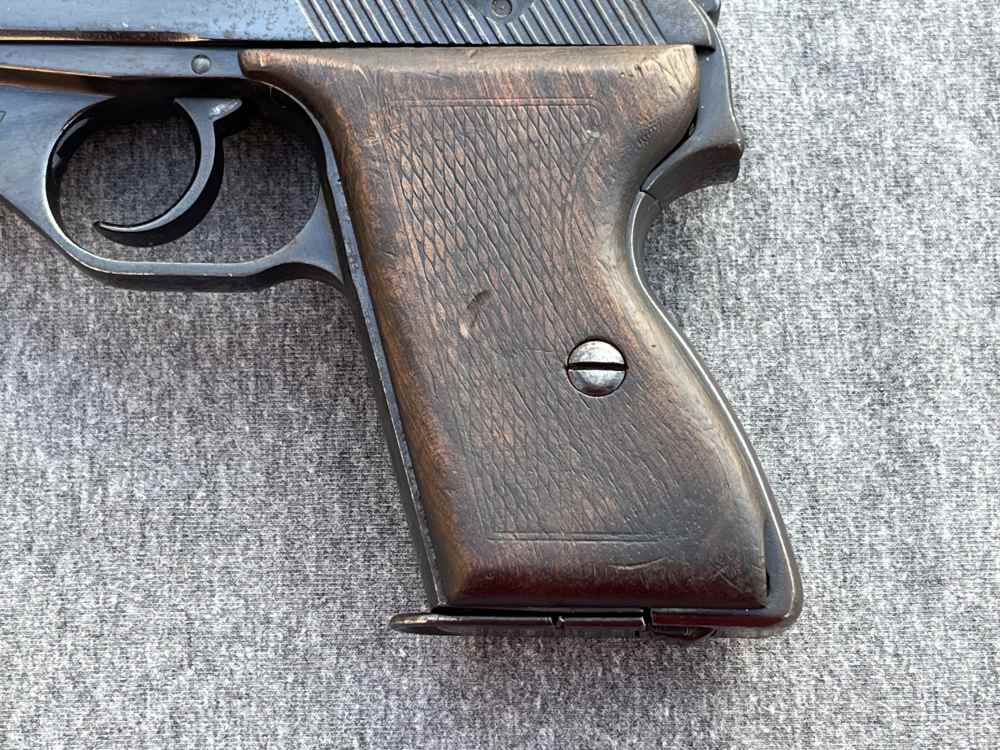 Interarms Mauser HSc .32 ACP Pistol w/ Wooden Grips Post-WWII-img-3
