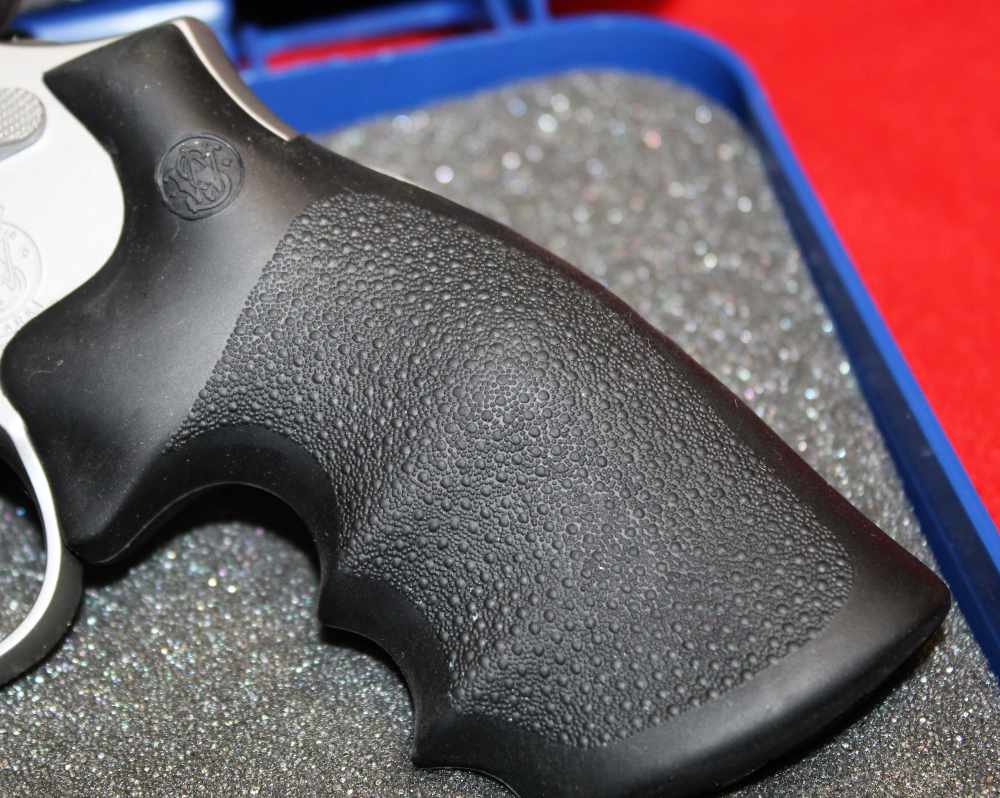 SMITH & WESSON 686-6 PRO NIB-img-3