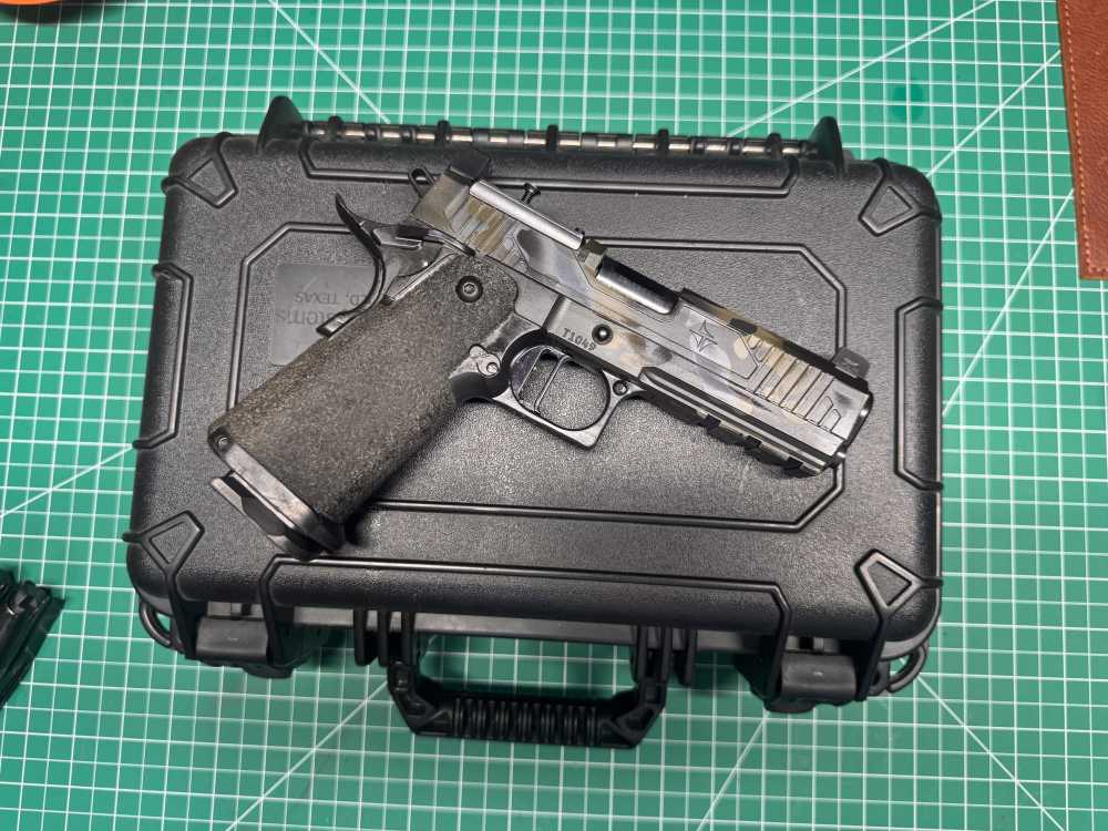 TRIARC SYSTEMS TRI-11 2011 GOVERNMENT MULTICAM BLACK-img-1