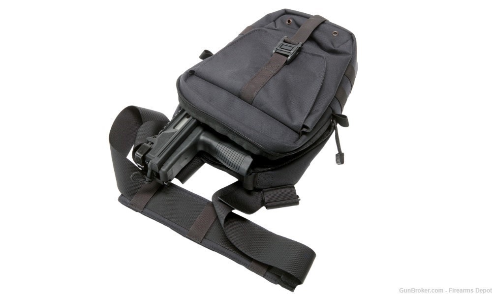 B&T STATION-6 TP9N TP-380 USW Discreet sling/shoulder case w/cleaning kit -img-1