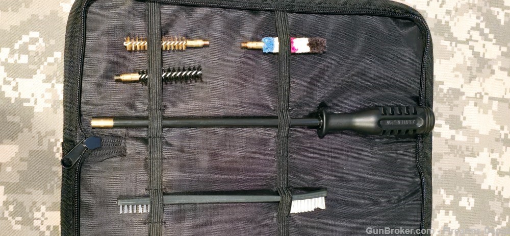 B&T STATION-6 TP9N TP-380 USW Discreet sling/shoulder case w/cleaning kit -img-3