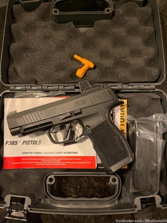 Sig Sauer P365XL 9mm w/ Romeo Zero Sight-img-0