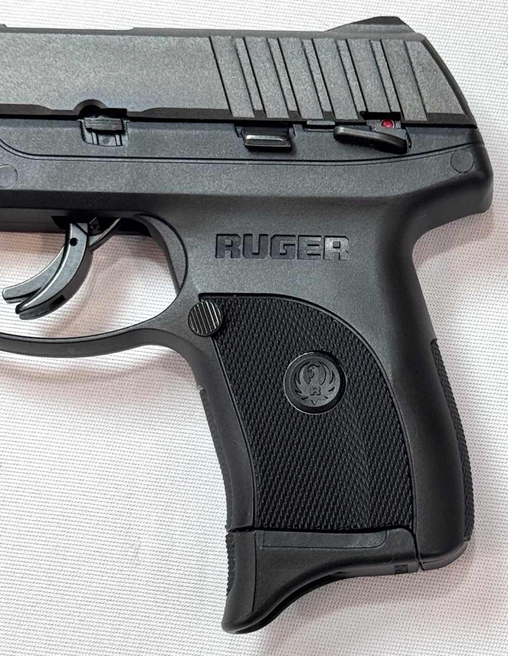 Ruger EC9s Pistol, 9mm, 3.12" Barrel, 4x7 Round Magazines, Clean!-img-1