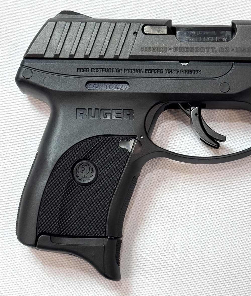 Ruger EC9s Pistol, 9mm, 3.12" Barrel, 4x7 Round Magazines, Clean!-img-4