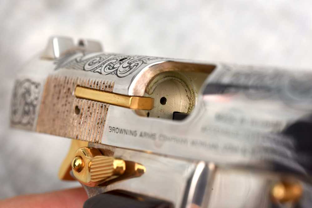 ENGRAVED Browning Hi Power Second Amendment Edition 40 S&W-img-21
