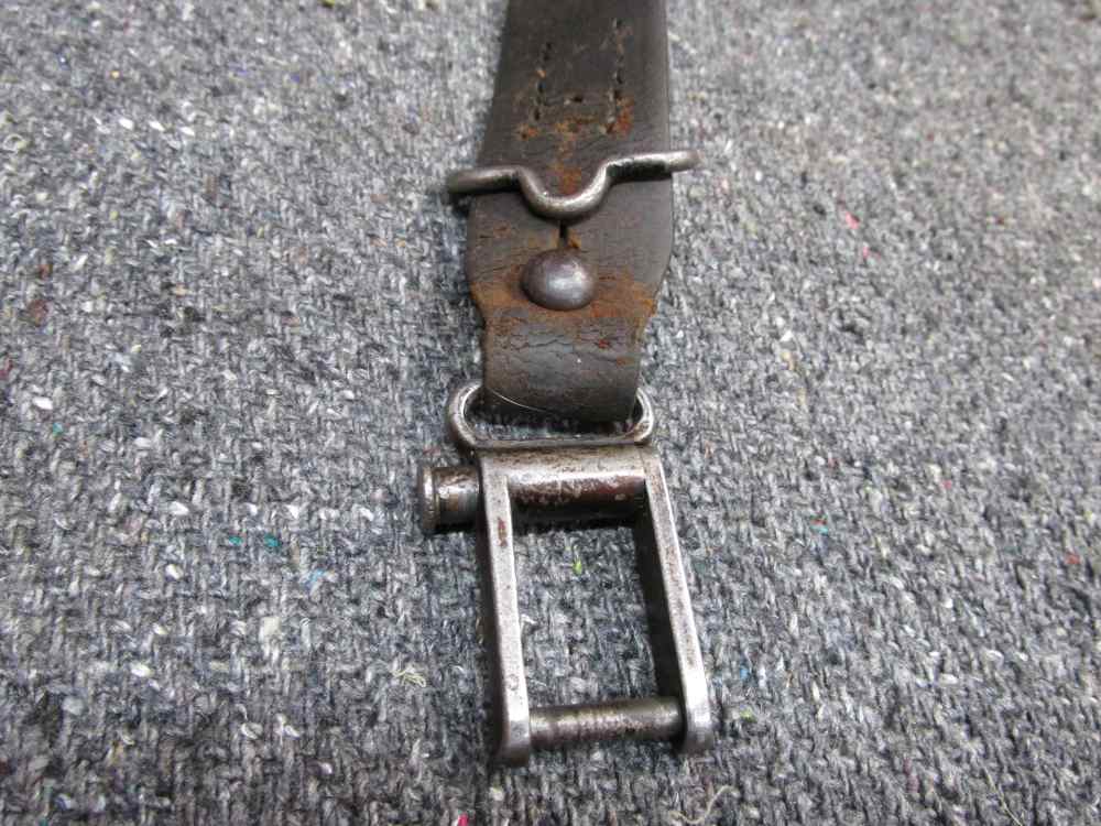 98 MAUSER LONG RIFLE SLING WITH QUICK DETACH SWIVEL AND PARADE HOOK-img-1