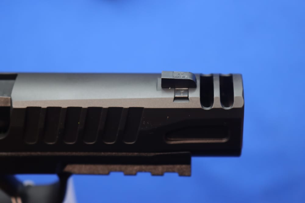 SIG Sauer Model P365 FUSE COMP Pistol 9MM 10RD Optics Ready 3-MAGS 365 NEW-img-15