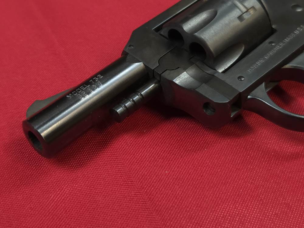H&R Harrington Richardson Model 732 32 S&W DA Revolver Minty-img-9