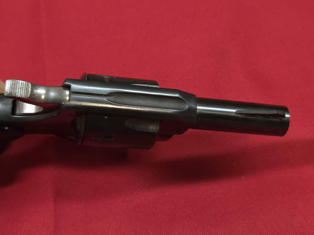H&R Harrington Richardson Model 732 32 S&W DA Revolver Minty-img-10