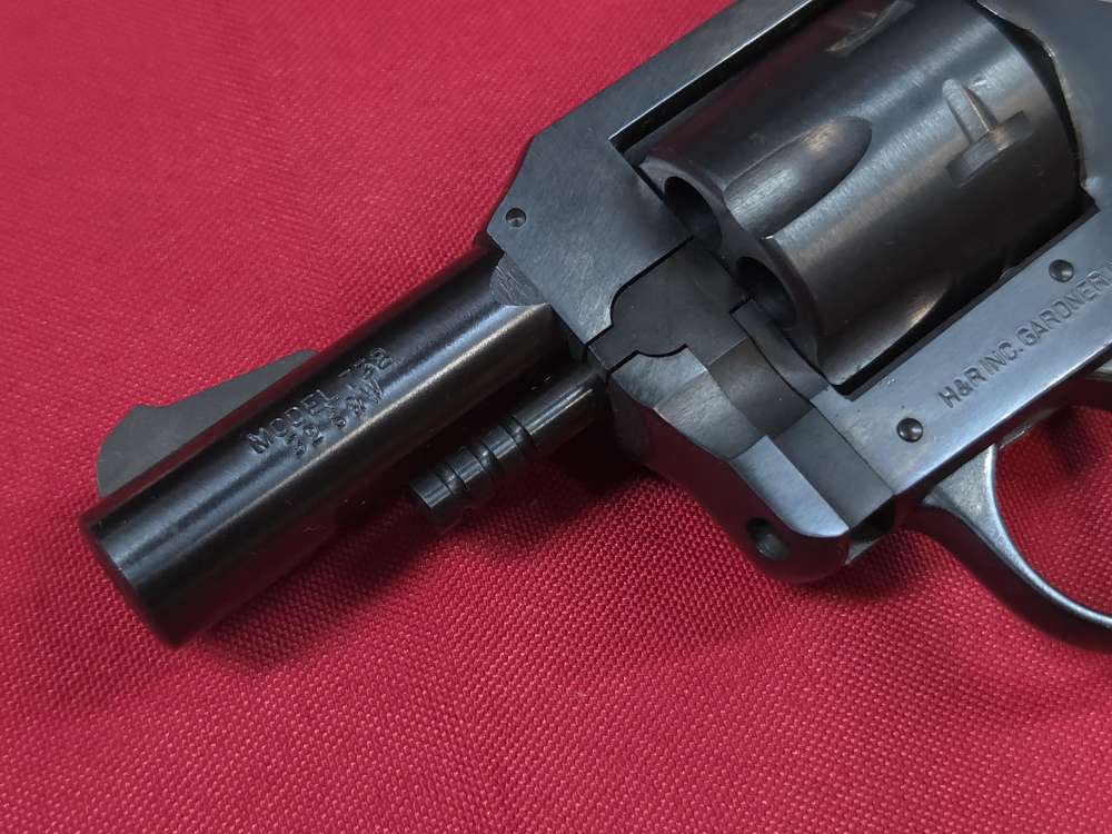 H&R Harrington Richardson Model 732 32 S&W DA Revolver Minty-img-5