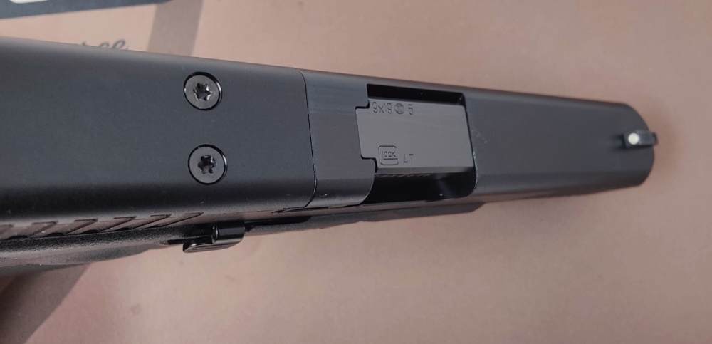 Glock 47 MOS in 9mm, Night Sights, MOS Plates, EXCELLENT Condition-img-3