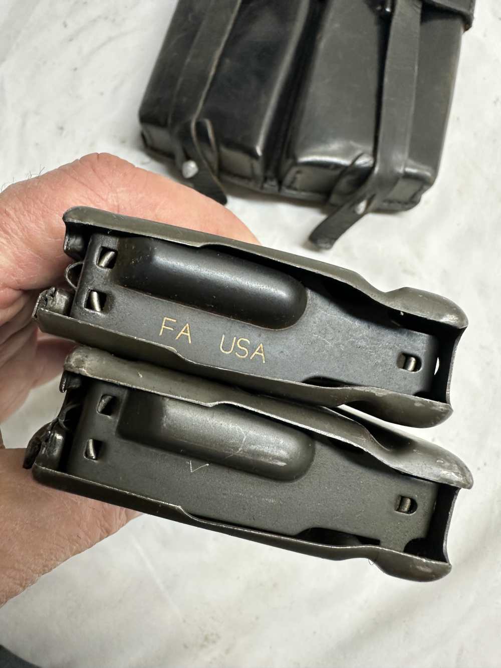 2- FAL STG 58 MAGAZINES WITH WITNESS HOLES IN POUCH-img-2