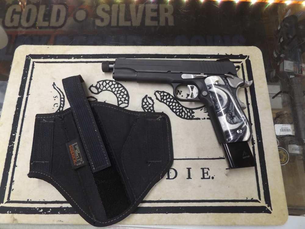 PENNY AUCTION! SIG SAUER 1911 WITH THREADED BARREL !-img-0