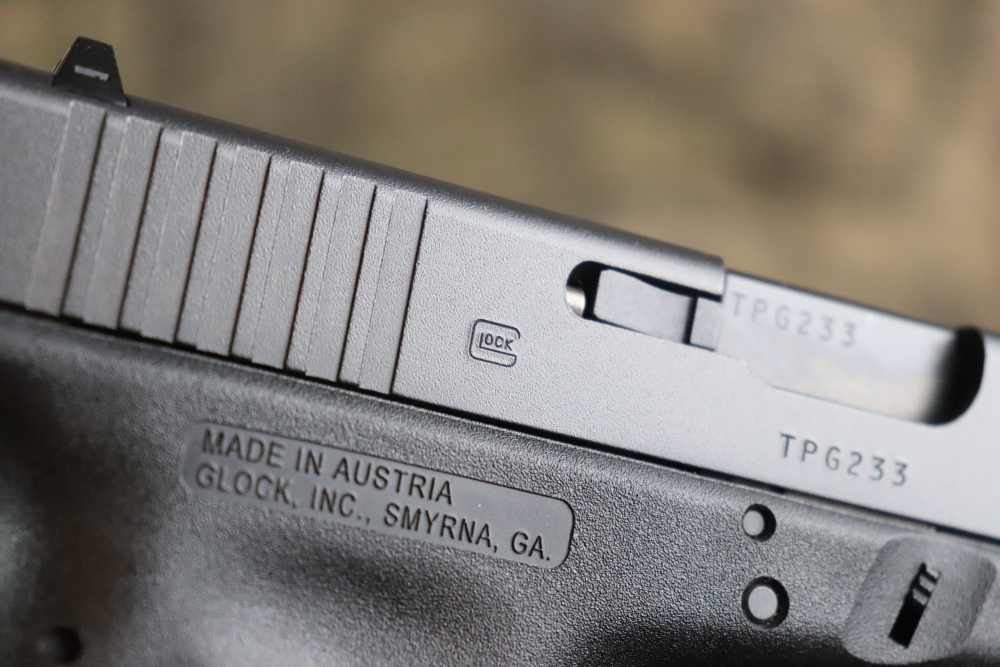 Glock 22 Gen 3 40 S&W in box 3 mags mint 4.5" penny start-img-13