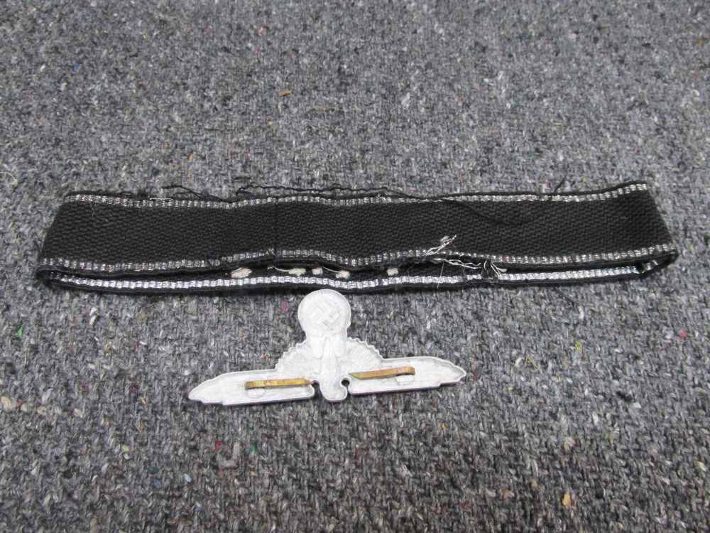 5-PIECE WWII GERMAN CUFF TITLED, BADGES, CAP EAG, SS, ALL VINTAGE REPRO-img-6