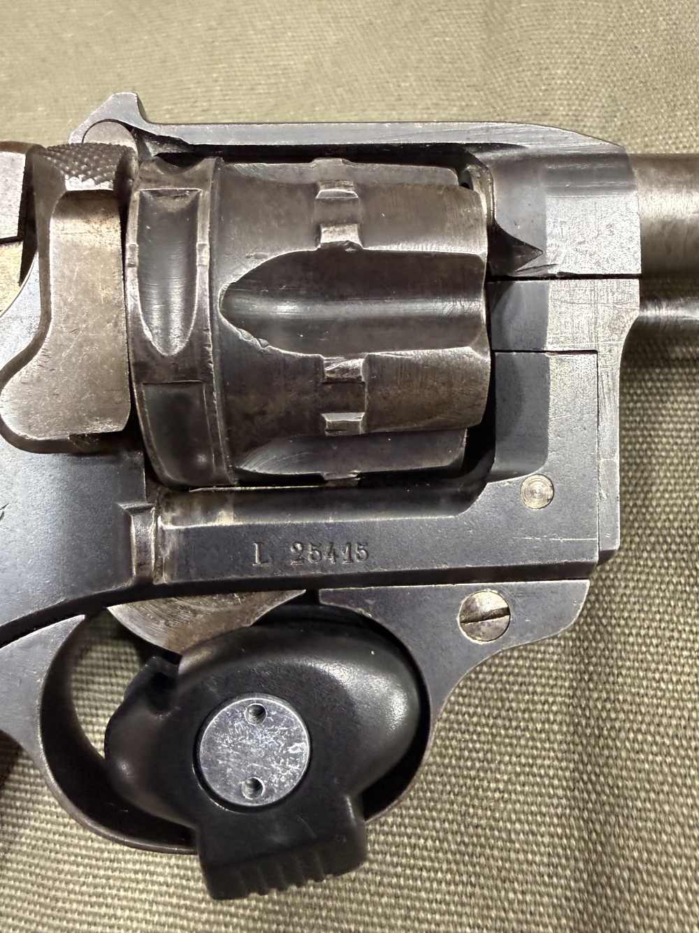 St. Etienne Model 1892 revolver-img-1
