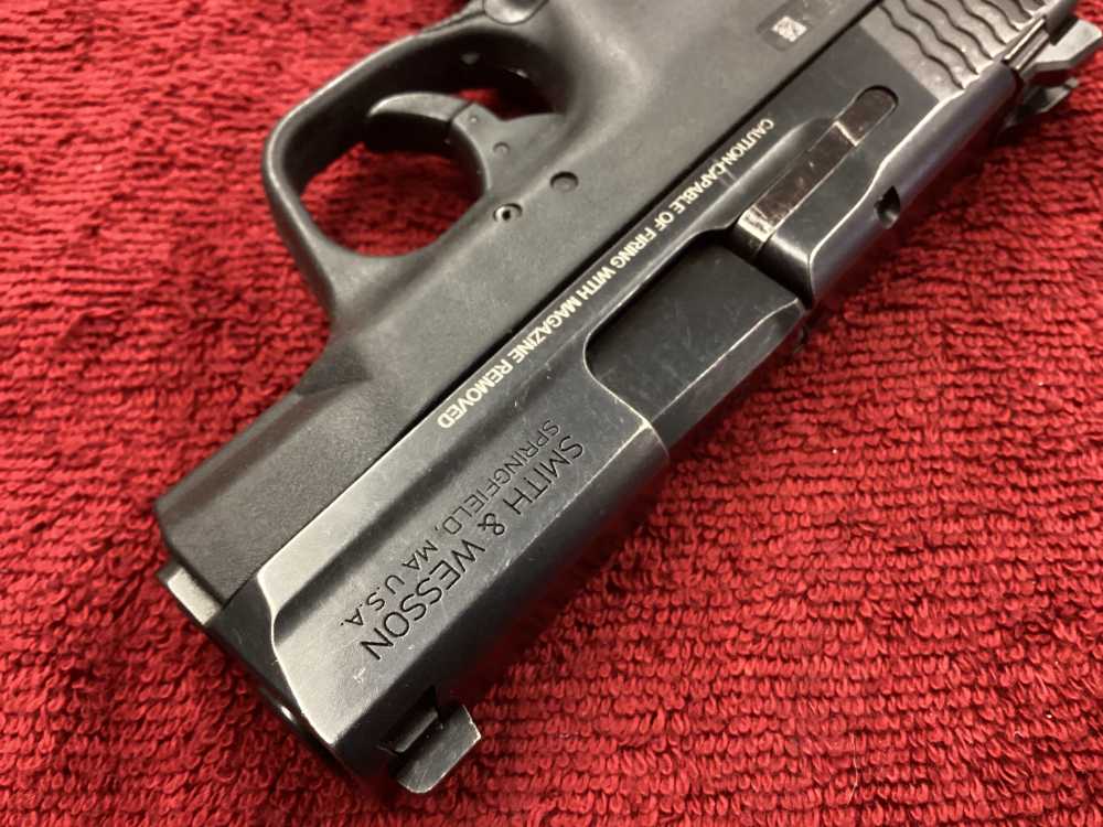 Smith & Wesson M&P 9 Shield 9MM + 1-7Rnd Magazine- NO CC FEES!-img-8