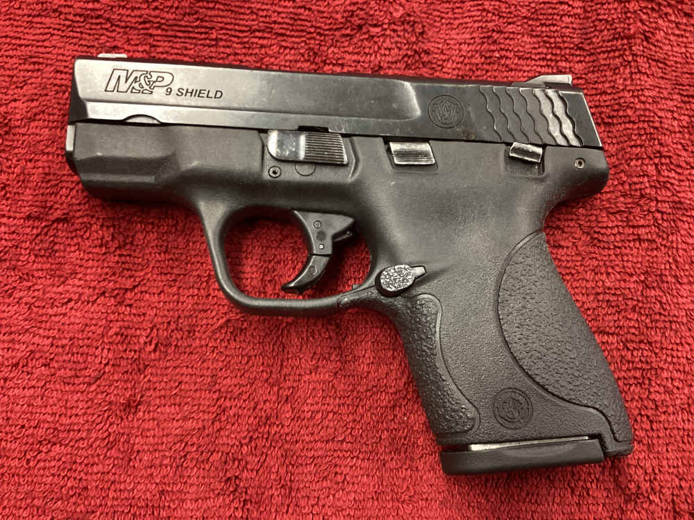 Smith & Wesson M&P 9 Shield 9MM + 1-7Rnd Magazine- NO CC FEES!-img-0