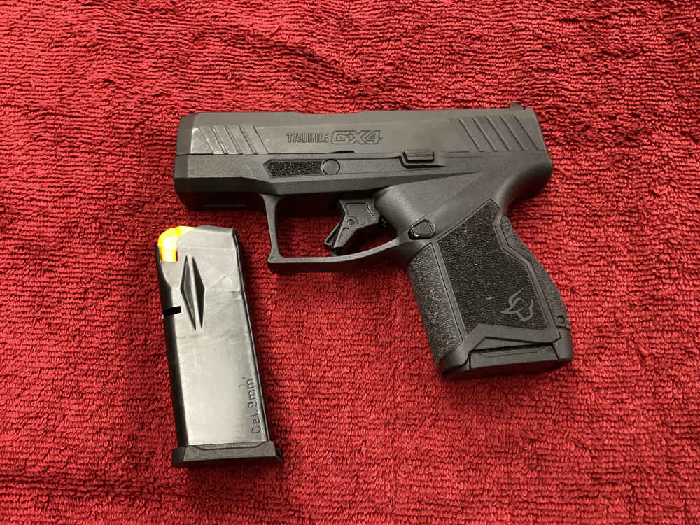 Taurus GX4 9MM 9X19 + 2-11Rnd Magazines - NO CC FEES!-img-0