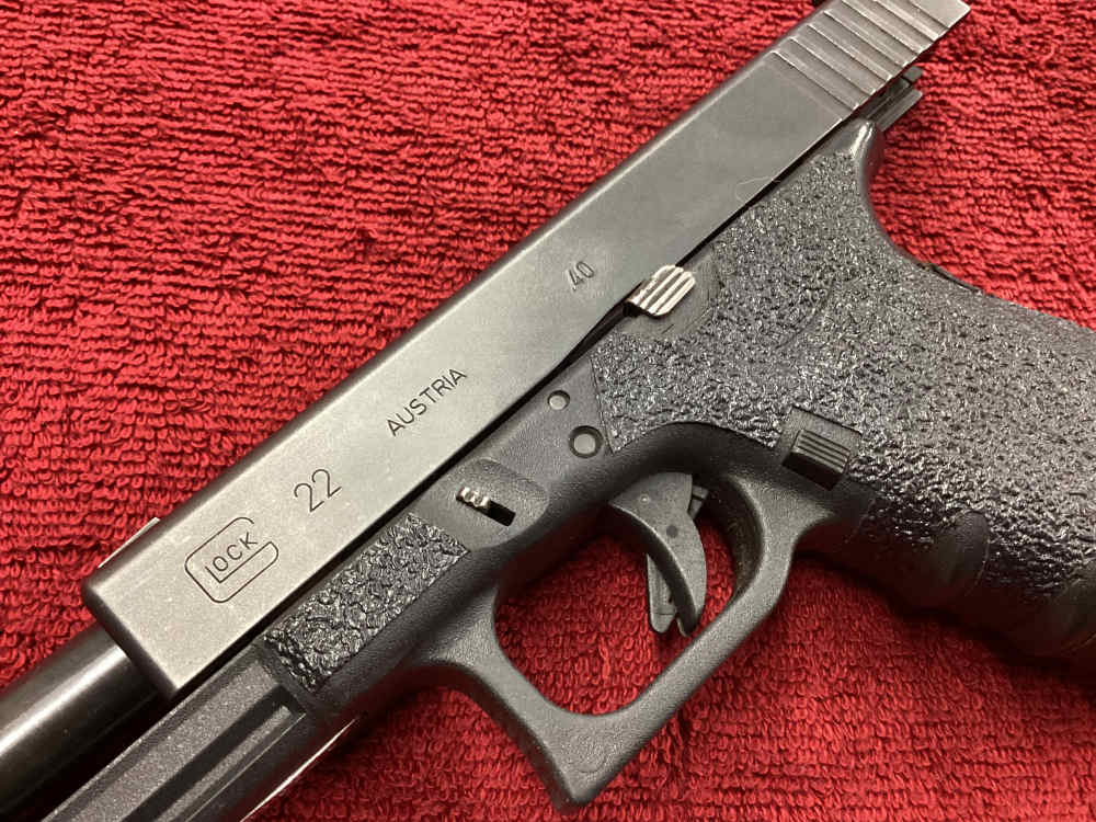 Glock 22 .40 S&W +3-15Rnd Magazines - NO CC FEES!-img-13