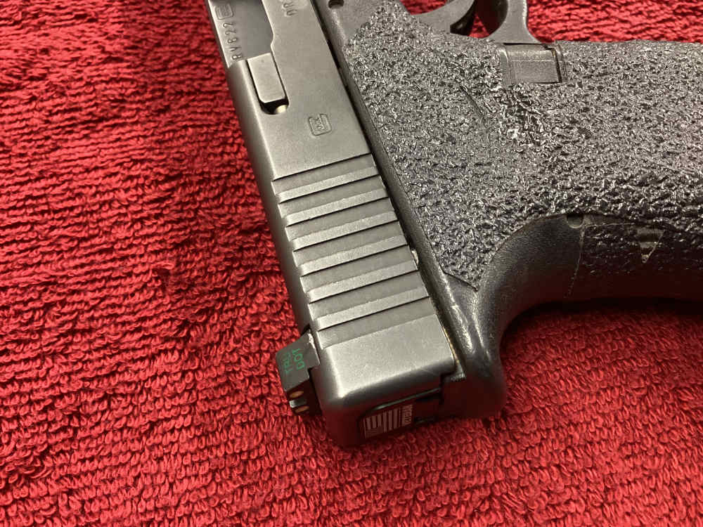 Glock 22 .40 S&W +3-15Rnd Magazines - NO CC FEES!-img-9