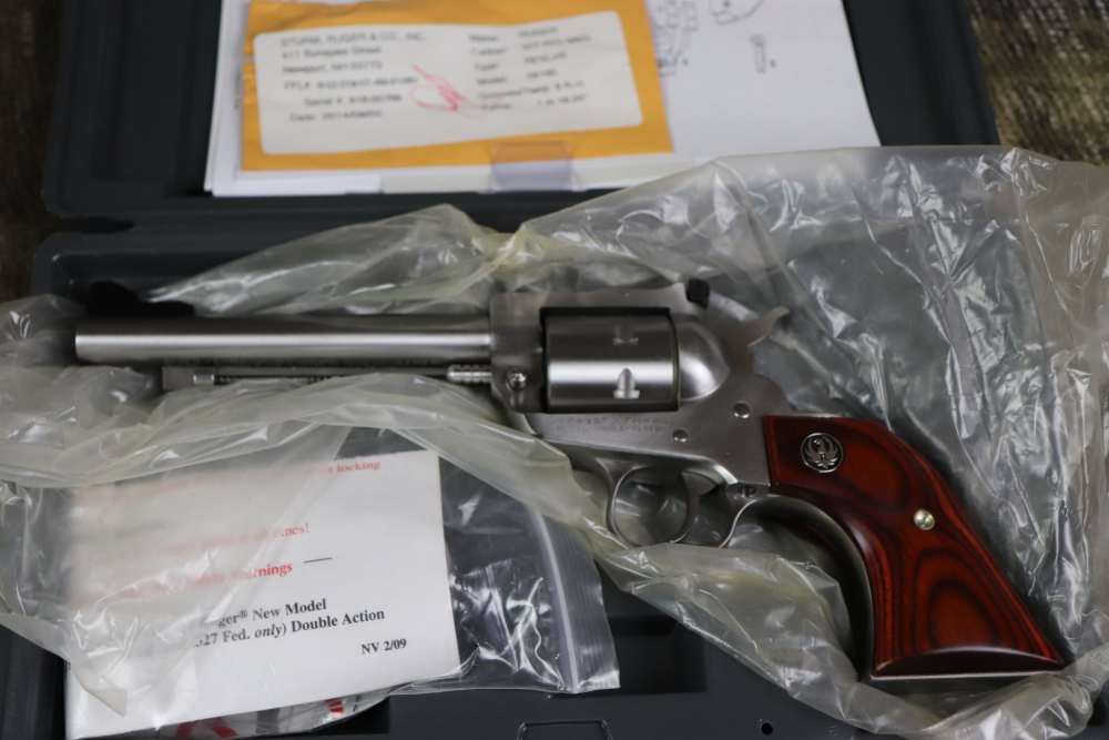 Ruger Single Seven 327 Federal Magnum 5.5" LNIB scarce penny start-img-0