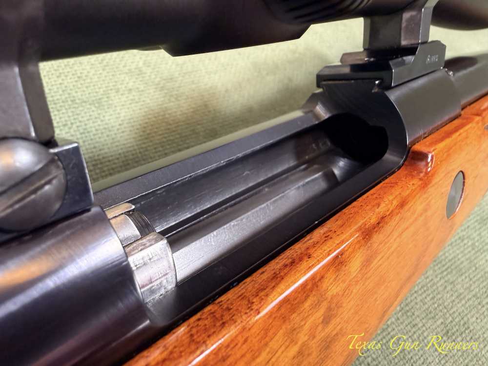 Sako L61R Finnbear 7mm Rem Mag 24” Swarovski Z5 3.5-18x44 Finland-img-6