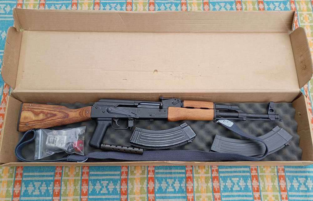 Romarm - Cugir GP/WASR-10/63 7.62x39 Semi-Auto rifle w/box, mags and acces.-img-2