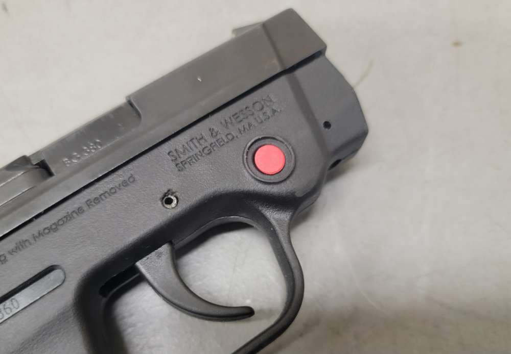 Smith & Wesson Bodyguard W/ Laser .380 ACP -img-8