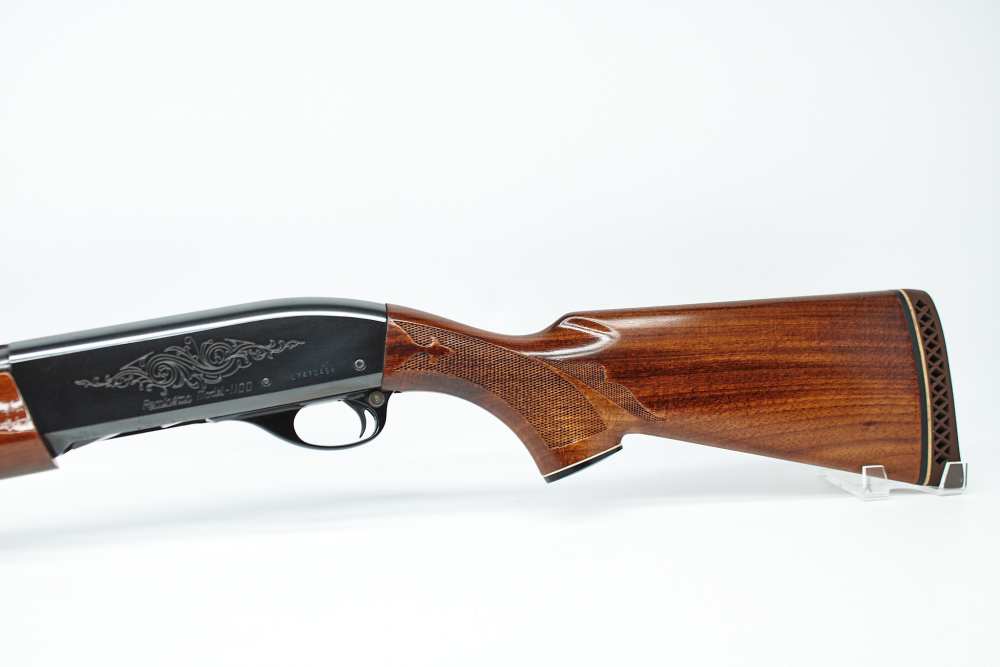 Remington Model 1100 20 Gauge 28" Modified Choke Barrel **FANTASTIC**-img-1