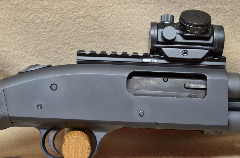 Mossberg 590 Tactical  12 Gauge with Extras-img-8