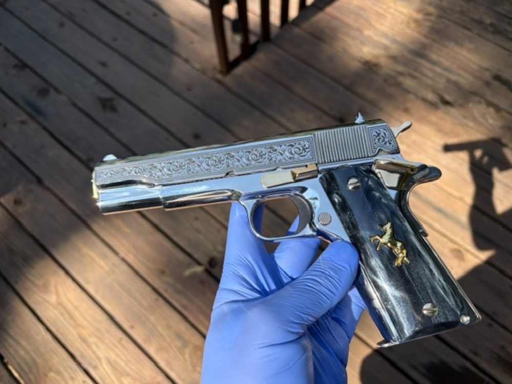 Colt 1911 45 ACP Series 70 Engraved Mirror Polished Gold Plated .01 NR-img-32