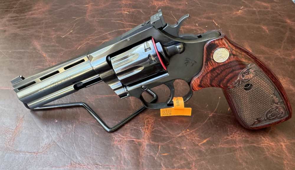 New for 2026-Colt Blued King Cobra- .22LR-BP4RFO-Upgraded Sights & Grips-img-3