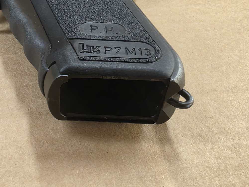 Heckler & Koch P7 M13 6 Magazines -img-13