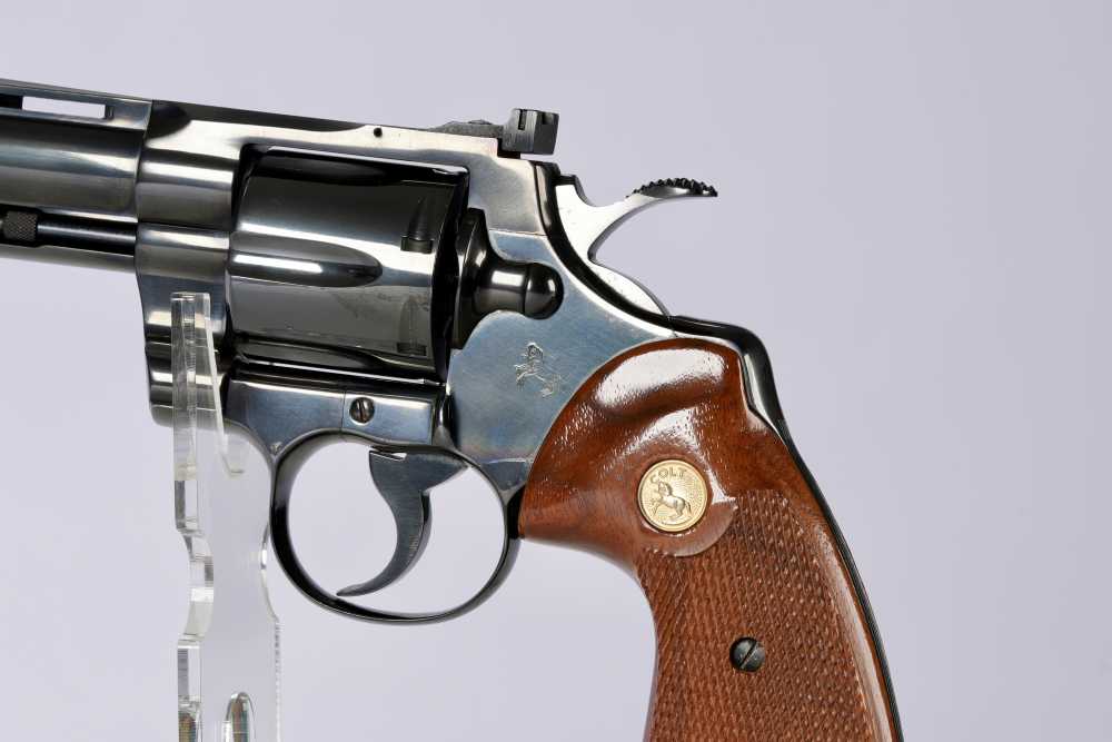 Colt Python .357 Mag 6" Royal Blue (1976) – Matching Box & Papers-img-5