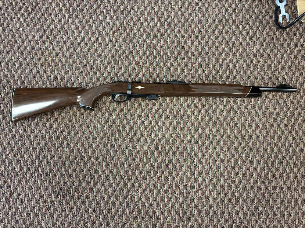 Remington Nylon 77, 22lr semi auto, excellent finish -img-0