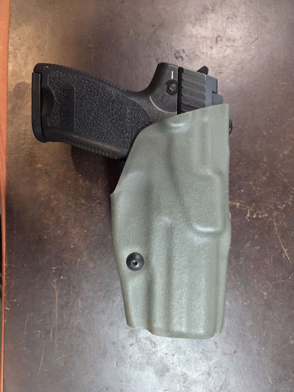 USP 40 FOR SALE GREAT CONDITION, GREAT SHOOTER.-img-5