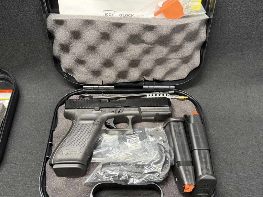 Glock 21 Gen5 MOS .45 ACP Optic Ready Pistol Purple Label - 3 Mags & Case-img-5