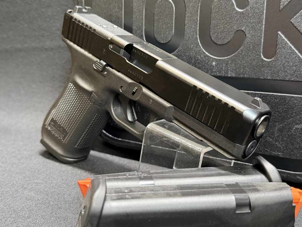 Glock 21 Gen5 MOS .45 ACP Optic Ready Pistol Purple Label - 3 Mags & Case-img-3