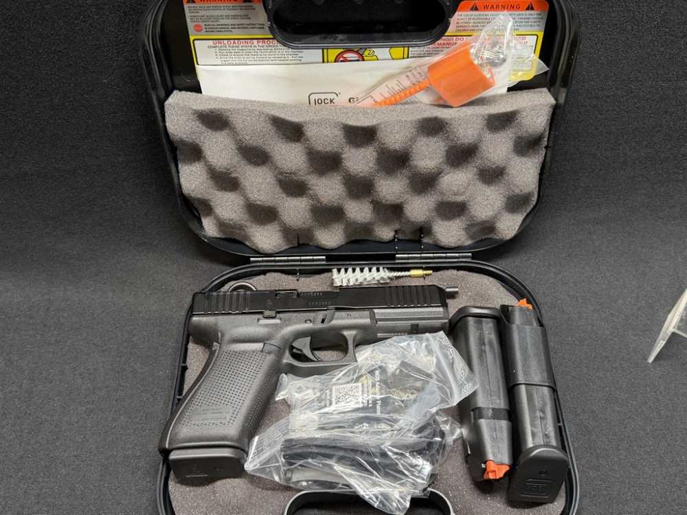 Glock 21 Gen5 MOS .45 ACP Optic Ready Pistol Purple Label - 3 Mags & Case-img-5